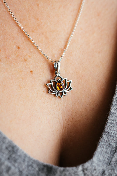 Sterling Silber Lotus Anhänger mit Bernstein